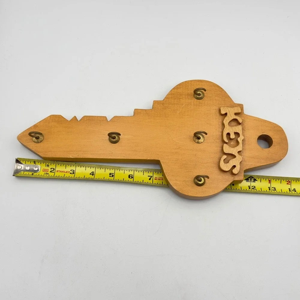 Vintage Wooden Key Shaped Wall Mounted Key Holder 5 Hook Honey Brown Retro Decor
